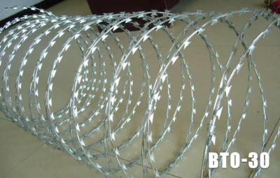 China Y Pillar Galvanized Cbt65 Razor Blade Wire To Airport Security Fence / Prison Fence for sale