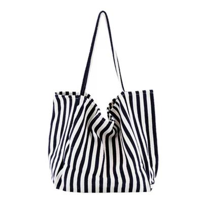 China Portable Customized Logo Printed Canvas Oversized Active Lifestyle Weekend Cotton Shopping Sports Tote Bag For Gym for sale