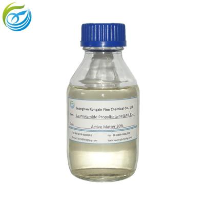 China Lauramidopropyl Betain kosmetische Rohstoffe reinigende Rohstoffe reinigende Schaumkörperlotion CAS 4292-10-8 zu verkaufen