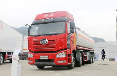 China Gebrauchtölfahrzeuge FAW J6P Großtanker Kraftstofffahrzeug 11,5 Meter lang 24 Kubikmeter LHD/RHD zu verkaufen