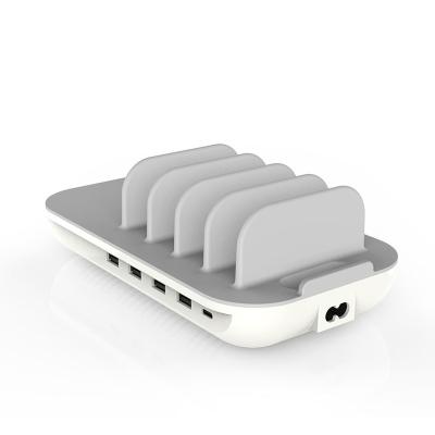 China Phone Factory Design Hot Selling Amazon Mobile Phone Charging Station Charging Fast Wireless Charger for sale