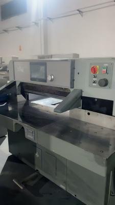 China Polar Paper Cutter 920mm Guillotine Machine Automatic Computer Programming for sale