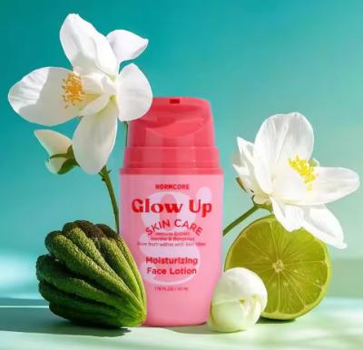 China Moisturizante de beleza natural Anti-envelhecimento Cuidados da pele clareamento do rosto Creme e loção à venda