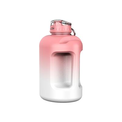 China Viable Half Gallon 2.2 Liter Fitness Gym Water Bottle With Marker And Time Strap for sale