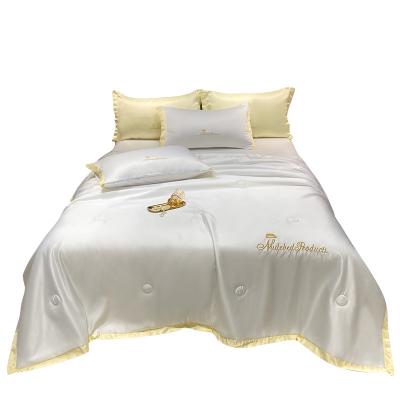 China Factory Modern Satin Four Piece Silk Set on Summer Soft Silky Satin Bed Set Luxury Bedclothes Bedding Set for sale