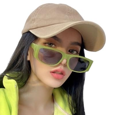 China Fashion Sunglasses 2021 New Arrivals Retro Sun Glasses Hip Hop Trendy Rectangle Sunglasses For Women Men for sale