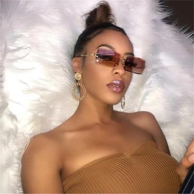 China Fashion Sunglasses 2021 Luxury Rectangle Trendy Gold Rimless Sunglasses Sun Glasses For Lady for sale