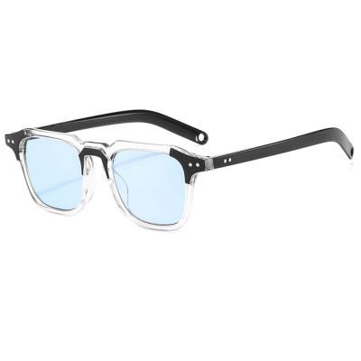 China Crazy Retro Fashion Sun Glasses Square Red Blue Men Women Sunglass Simple Bridge Plastic Frame Square Sunglasses for sale