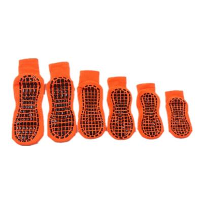 China Adults Trampoline Park Anti Slip Custom Grip Knocks Anti Slip In Grip Socks Royal Blue Custom Trampoline Pilates Pilates Grip Socks for sale