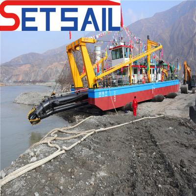 China 4000 Cubic Meter Per Hour Hydraulic Cutter Suction Dredger for River Sand Extraction for sale