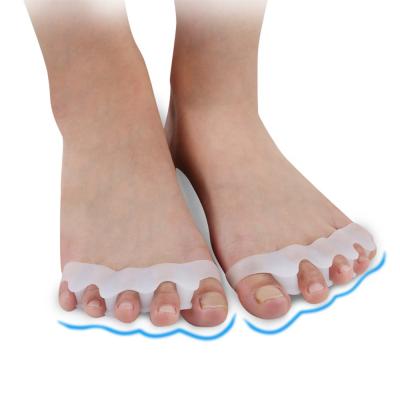 China High Quality Silicone Toe Finger Protector Bunion Corrector Separators Bunion Support and Toe Device for sale