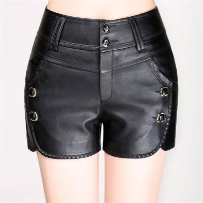 China Das mulheres negras magros de couro do ajuste do plutônio do falso o short ocasional para a mola/outono/inverno à venda