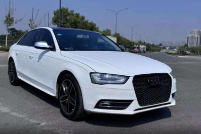 Chine Audi A4L 2015 35 TFSI Automatique standard pour voiture de taille moyenne à l'essence 2.0T 180HP L4 CVT Transmission variable continue à vendre