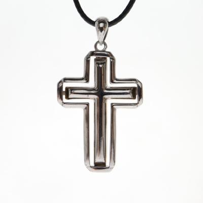 China 925 925 Sterling Silver Cross Pendant Gold Plated Zircon Hollowed Out Street Temper Religion for sale