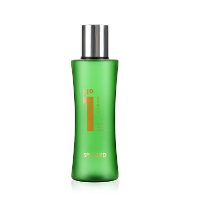 Chine Bouteilles cosmétiques en plastique PET vert de 100 ml avec capuchon à vis en aluminium pour l' eau émolliente à vendre