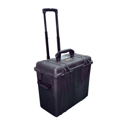 China Portable FPV Drone Jammer With Inner Battery 10-300W Jamming Power 500-2000M Range for sale