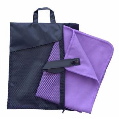 Κίνα Χονδρική πετσέτα αθλητικού Microfiber γυμναστικής ικανότητας συνήθειας με την τσάντα πλέγματος προς πώληση
