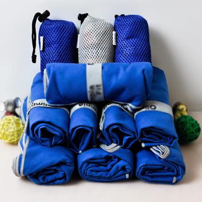China Schnell-trockenes geschwitztes Reise-Eignungs-Turnhalle Microfiber-Großhandelstuch mit Mesh Bag zu verkaufen