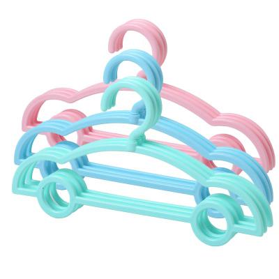 China LEEKING factory multifunctional wholesale of colorful and cute baby and child plastic hangers for sale