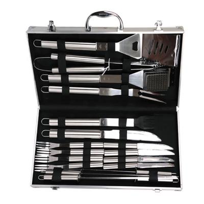 China 18 Pieces Dustproof Stainless Steel BBQ Tools BBQ Set For Outdoor Campers for sale