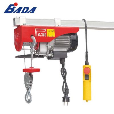China 150/300kg High Speed Chain Mini Hotels Small Electric Construction Hoist With Hook Chain Bag for sale