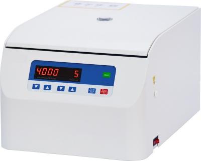 Cina Centrifugine a bassa velocità da banco 5ml/10ml/50ml Capacità, Max 6×50ml Configurazione in vendita