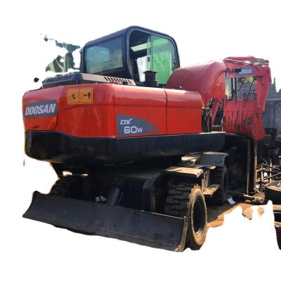 China Multifuction Used Excavator Digging Machine For Sale Doosan DX60 150W 140W Good Price Good Performance Hydraulic Excavator for sale