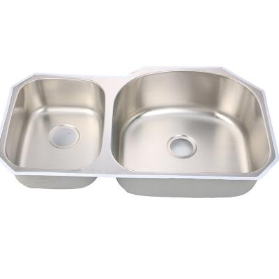 China Without faucet 32 x 20 in. Stainless Steel Under Mount Double Bowl Kitchen Sink for sale