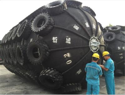 China Elongation ≥400% White Marine Pneumatic Floating Airbag Fender for sale