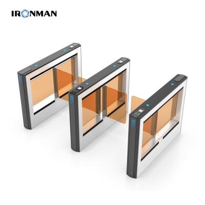 China Secure and Durable Leaf Swing Barrier Gate with Aluminum Alloy QR Code Reader Service Life 5000000 Times zu verkaufen