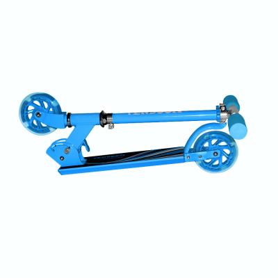 Chine Les enfants de la CE d'en donnent un coup de pied le scooter fois de coup-de-pied des scooters 12.7cm à vendre