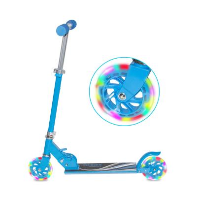 Chine Les enfants de la lampe-torche 12.7cm donnent un coup de pied des scooters avec la lampe-torche 100KGS de frein à main à vendre