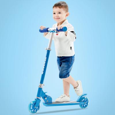 Chine Les enfants 100KGS pliables donnent un coup de pied le scooter de coup-de-pied des scooters CPSC avec le frein à disque à vendre