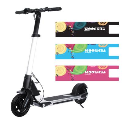 Chine Les enfants de l'âge 8 15km font de la planche à roulettes avec le scooter portatif de coup-de-pied de la poignée CPSC à vendre