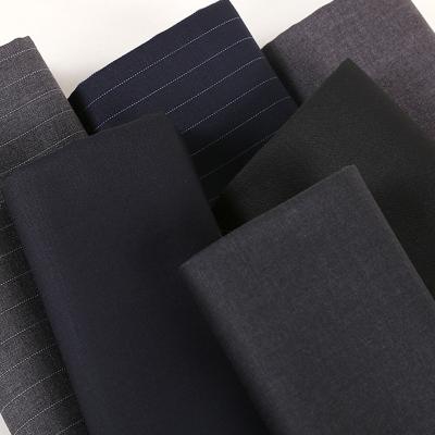 중국 한 벌을 위한 이탈리아 메리노 폴리에스테 캐시미어 트위드 모직 직물 260-420gsm 판매용