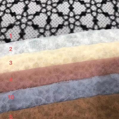 Chine robe de Mesh Dot Print Lace Fabric For de fantaisie de tissu net de 180gsm Tulle à vendre