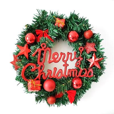 China Eco-Friendly KERVINO Christmas Wall Door Decoration Pine & Berry Star Wreath Garland for sale