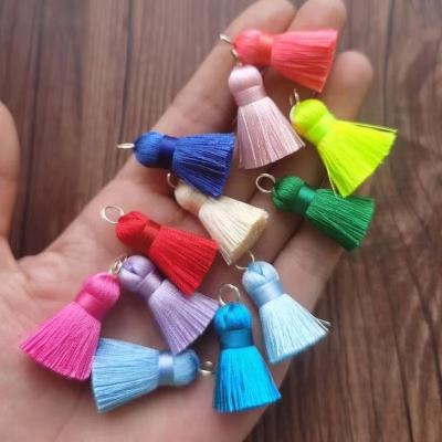 China Sjzmm Free Sample 2022new Products Wholesale Cell Phone Silver Mini Tassel 3cm Silk Tassel Ring For Earring Decoration Head Chain Tassel for sale