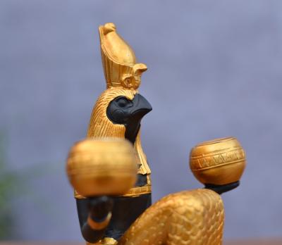 China Classic Egyptian Style Decorative Ancient Egyptian Statue Figurine Holder Pharaoh Gold Plated Candle Holder for sale