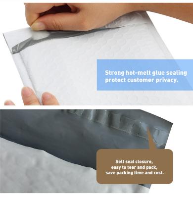 China Customized Matte Aluminium Foil Plastic Express Recyclable Bubble Mailers for sale
