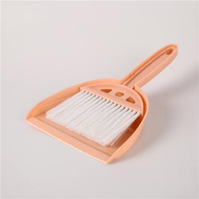 China OEM Factory Price Eco-Friendly Plastic Home Mini Portable Table Household Broom and Dustpan Set for Home for sale