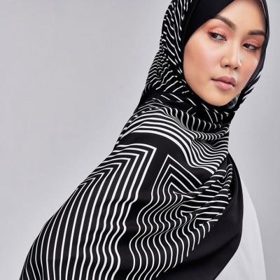 China Fashion Custom Printed Satin Shawls Hijab 2020 Floral Twill Silk Scarf Shawl for sale