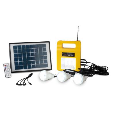 China Novos painéis solares portáteis carregando gerador sistema de energia casa iluminação ao ar livre com presente blub geração de energia portátil à venda
