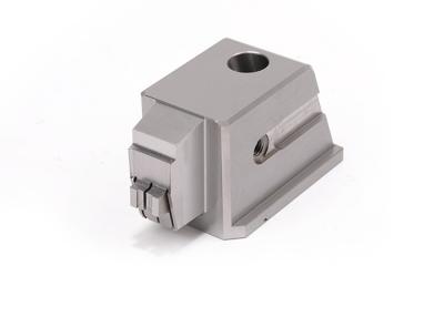 Chine SKD11 pièces de précision de usinage de commande numérique par ordinateur de l'acier 0.001mm pour le moulage par injection en plastique à vendre