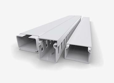 Китай КАНАЛ ПРОВОДНИКА КАБЕЛЯ PVC ДЕЛАЯ МАШИНУ С УПРАВЛЕНИЕМ ЭКРАНА КАСАНИЯ PLC продается