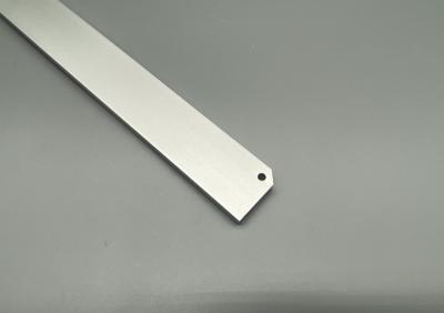 Chine Plateau d'extrusion en aluminium Résistance à la rouille forte Bonne conductivité et abordable pour les applications ménagères et industrielles à vendre