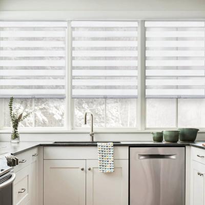 China 100% polyester half-venster blackout jacquard zebra vervangend stof rolluiken schaduwen rolluiken sluiers zonnebrandstof zebra stof Te koop
