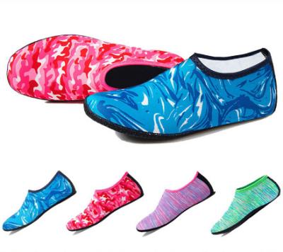 China Colorful Breathable And Anti Slip Sports Neoprene Waterproof Socks For Diving for sale