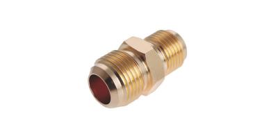 Chine Réduction du connecteur de SAE Threaded Double Male Hose de garnitures de tuyau de réfrigération des syndicats à vendre