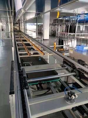 China Línea de producción de transportadores de tracción en cadena, línea de transporte en cadena de doble velocidad en venta